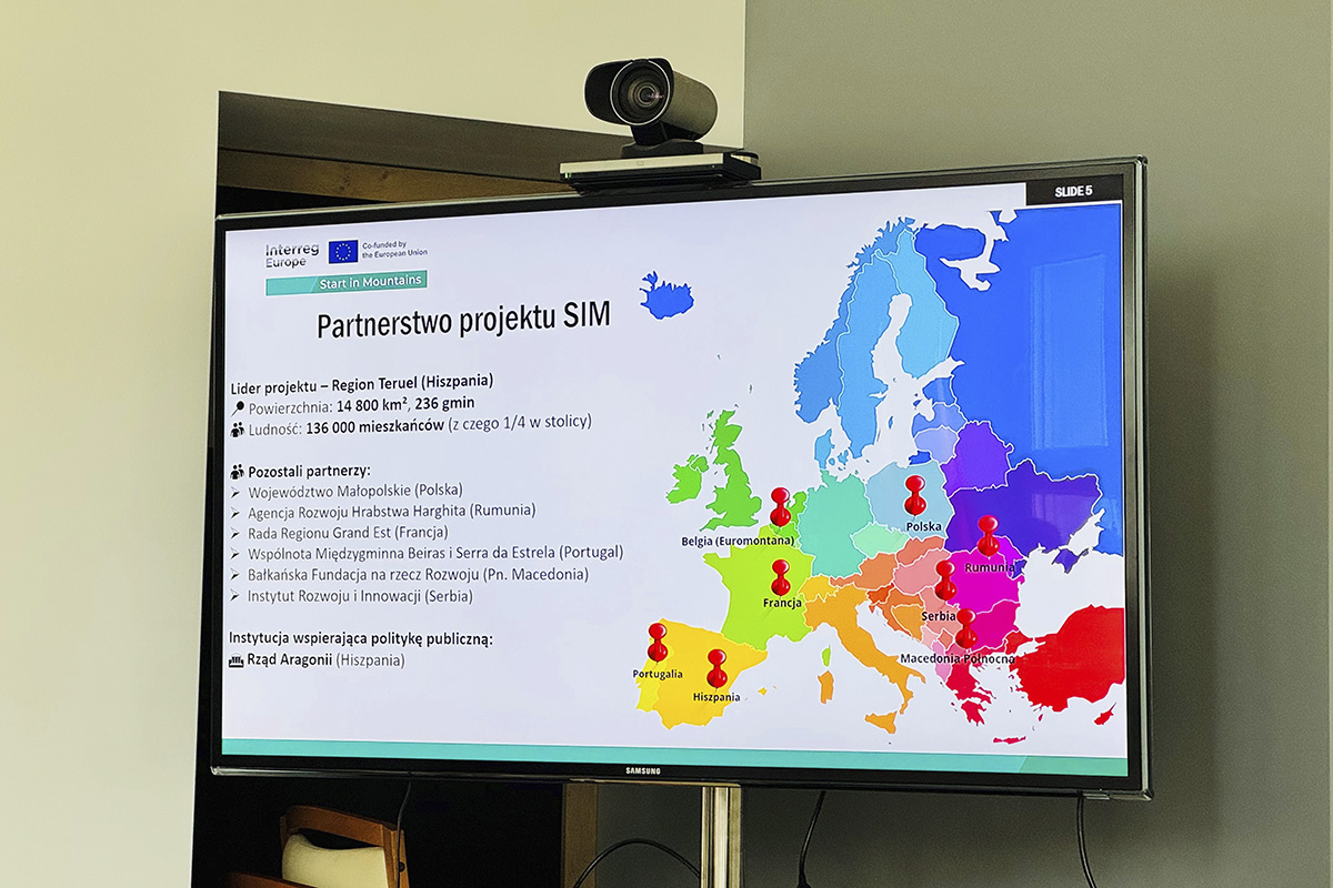 prezentacja z informacjami o projekcie