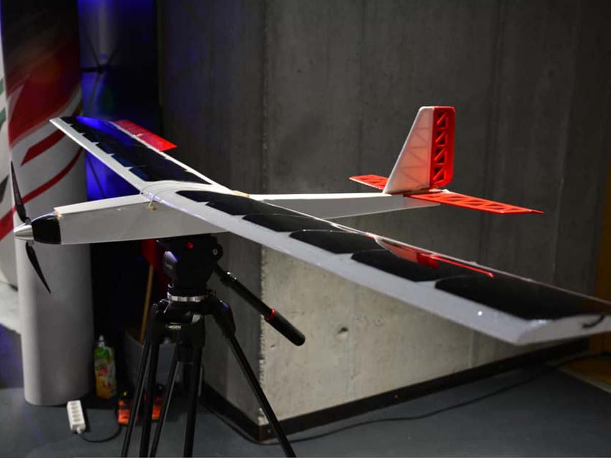 Model bezzałogowego samolotu na panele słoneczne