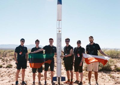 rakieta sondująca Turbulencja z zespołem naukowym na pustyni