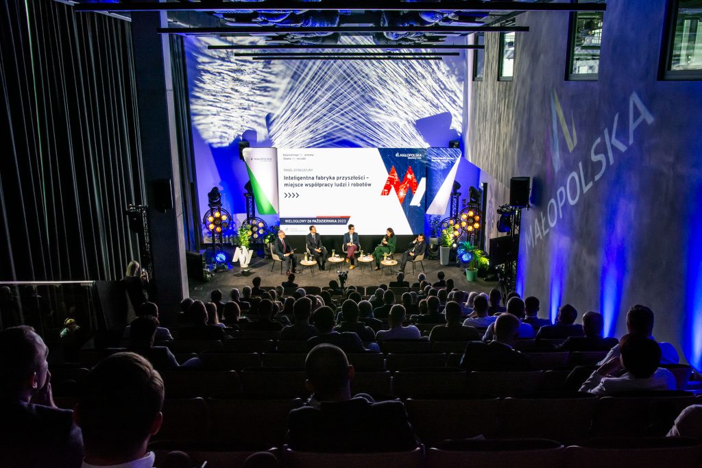 foto z konferencji regionalnej w Wielogłowach